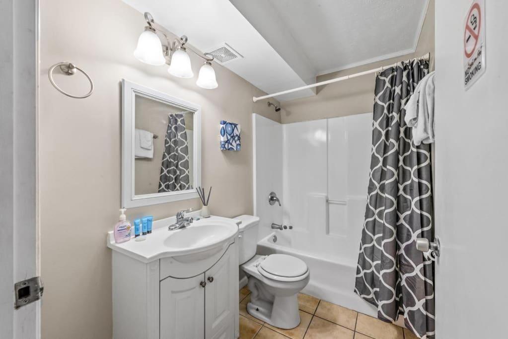 Appartamento Perfect Location 1Br Pool Parking Outside Area 8 Myrtle Beach Esterno foto