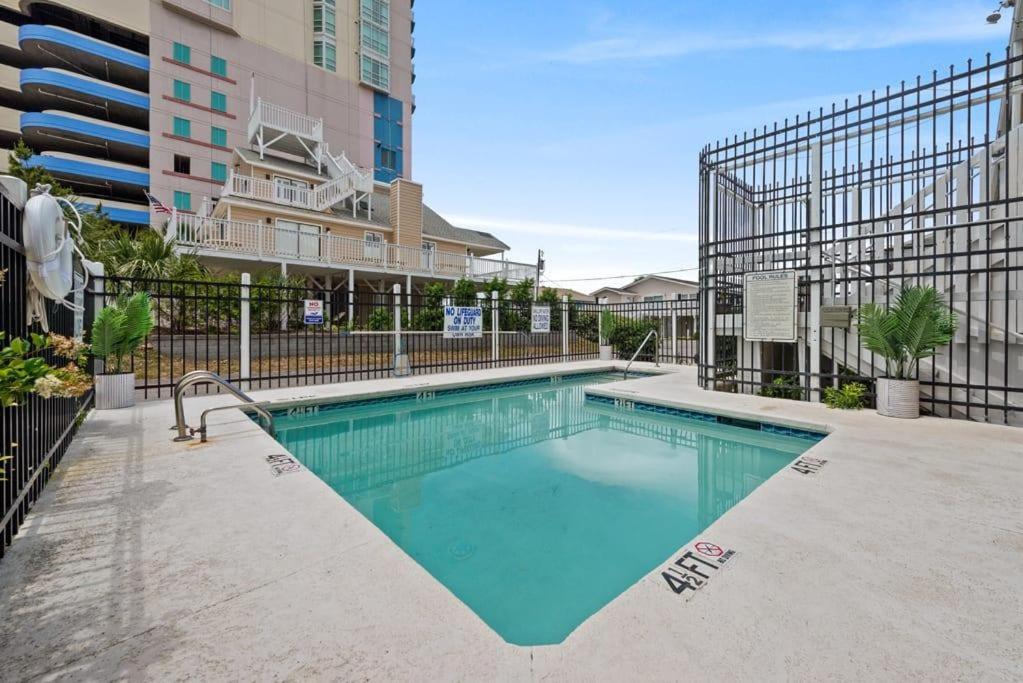 Appartamento Perfect Location 1Br Pool Parking Outside Area 8 Myrtle Beach Esterno foto